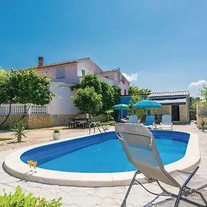  Apartman Villa Surac